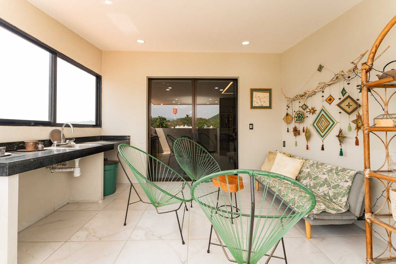 2 Bedroom, Condo, Downtown Condo