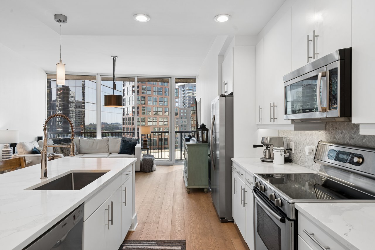 1080 Peachtree Street Unit 1504