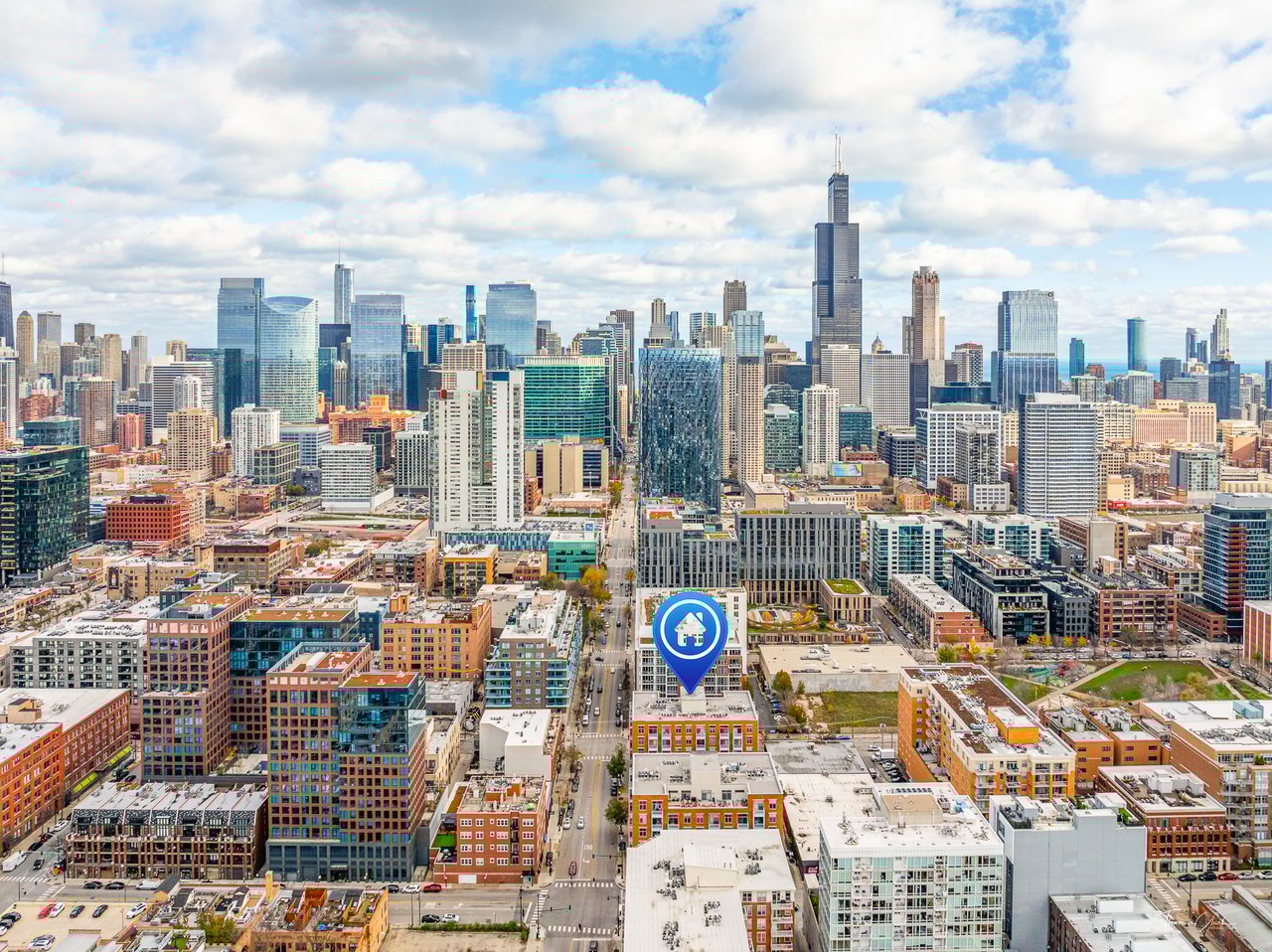939 W Madison Street Unit: 301