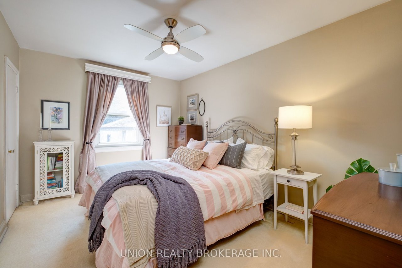 111 Mcgillivray Ave
