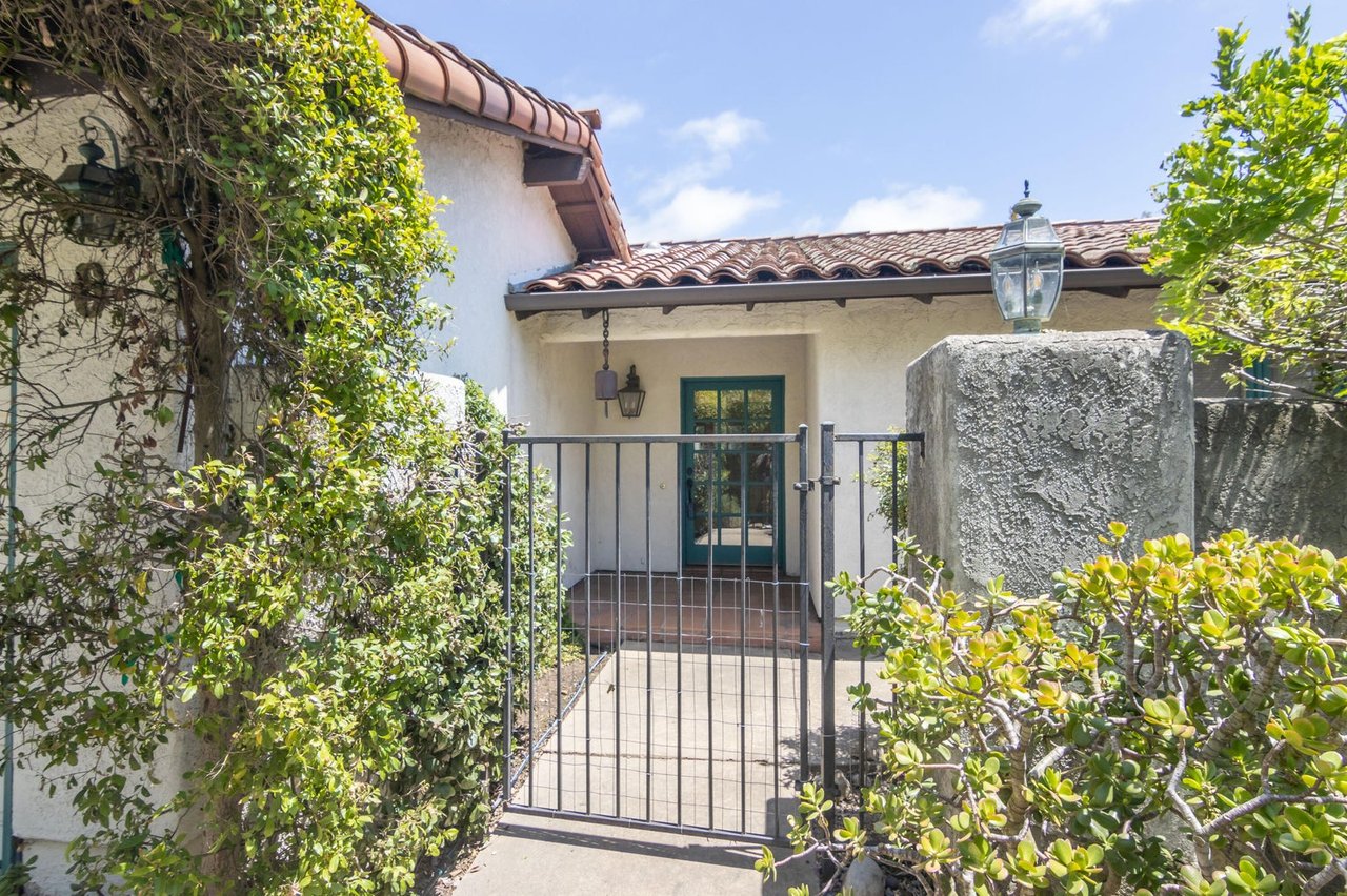 6 E Constance Ave