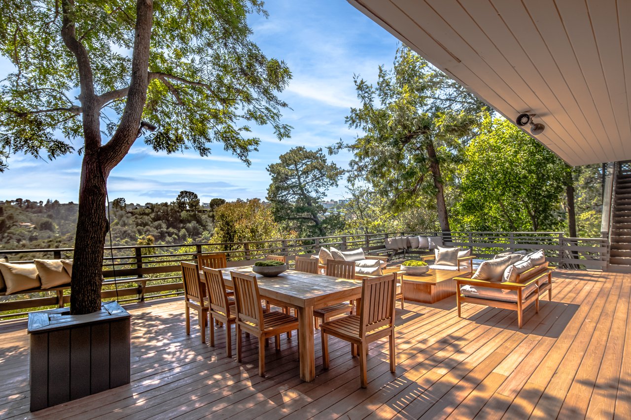 8595 Skyline Dr, Sunset Strip