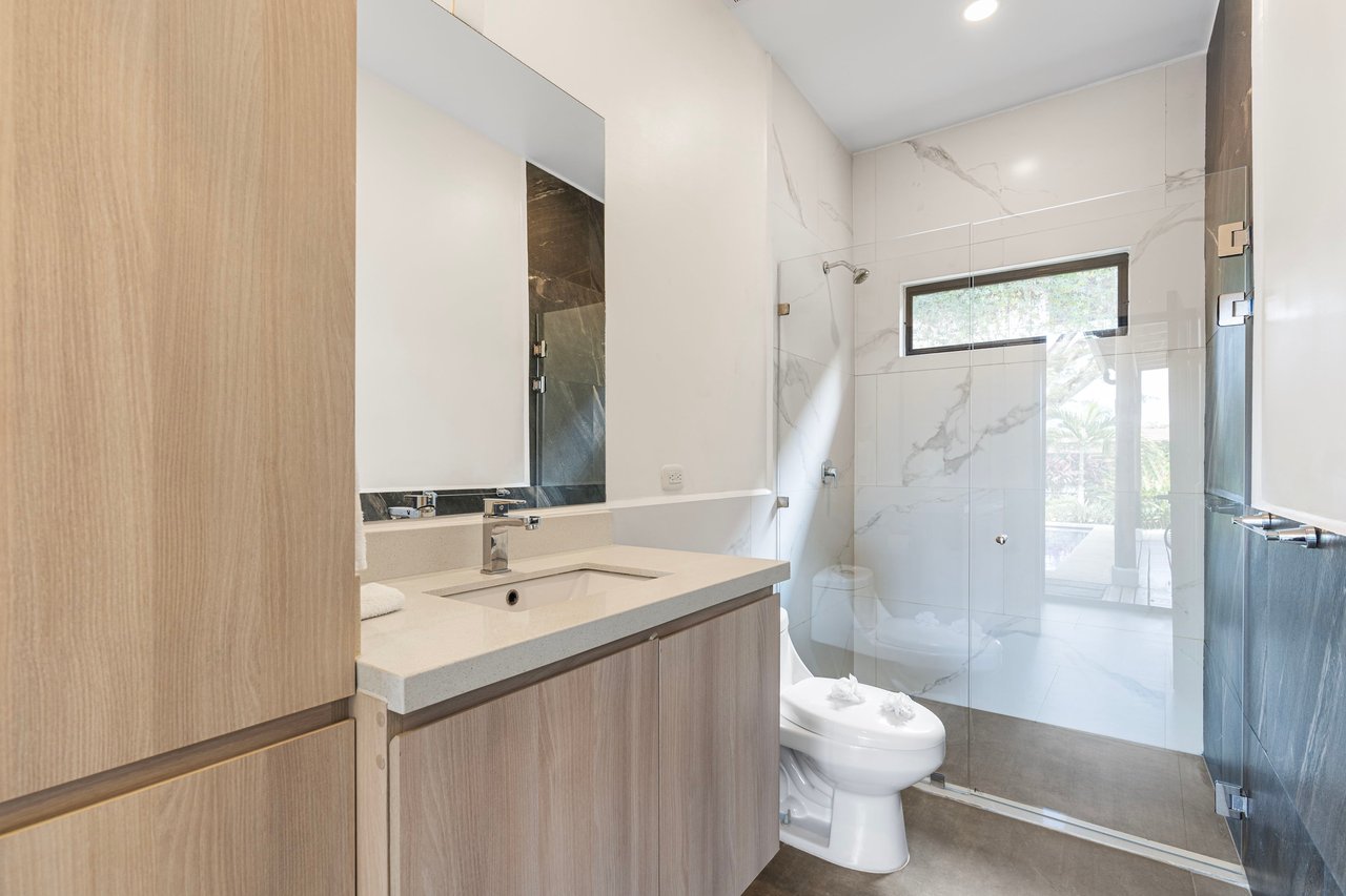 Calle Uno 28 | 3-Bed Modern Tropical Home Minutes from Tamarindo