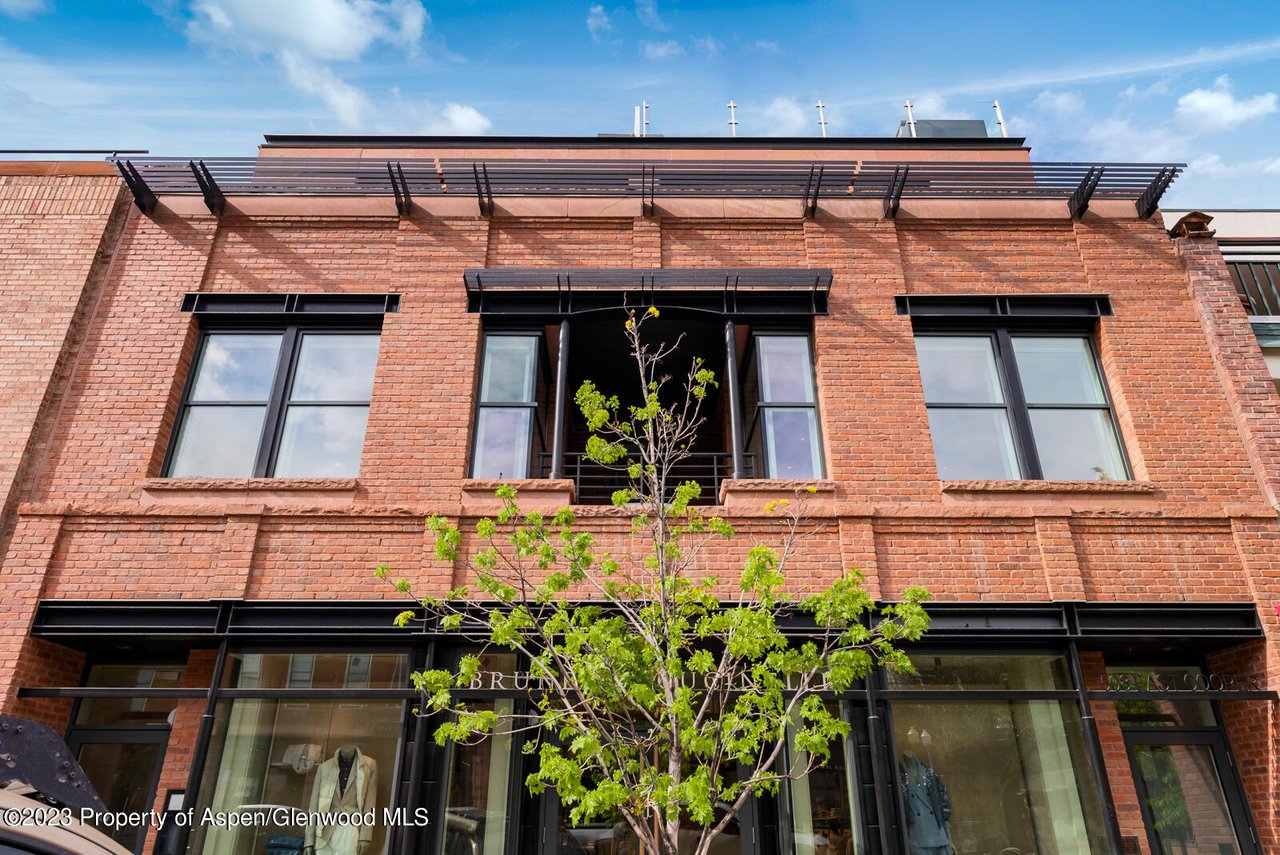 508 E Cooper Avenue