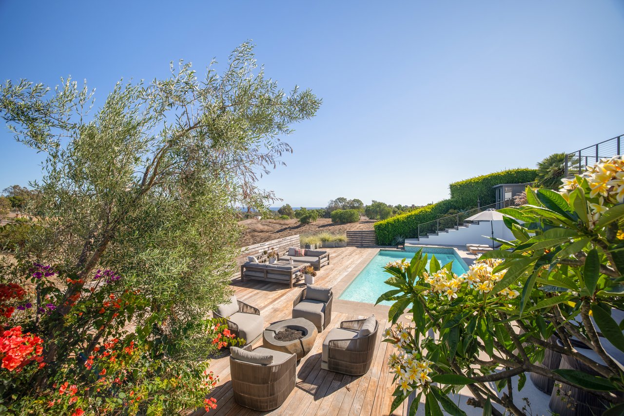 6271 Zuma Mesa Dr