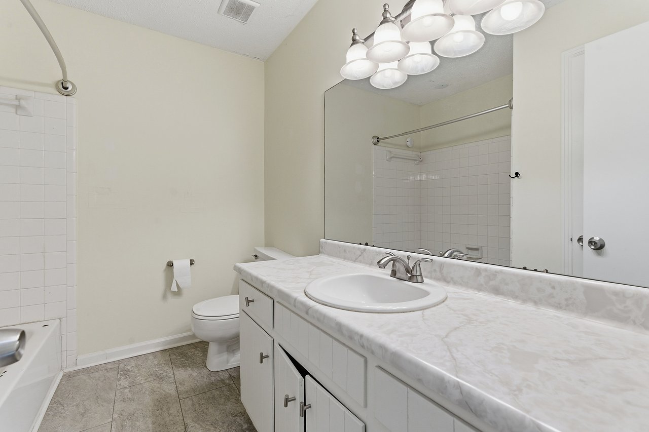 South Huntsville Home with Fireplace & Outdoor Space