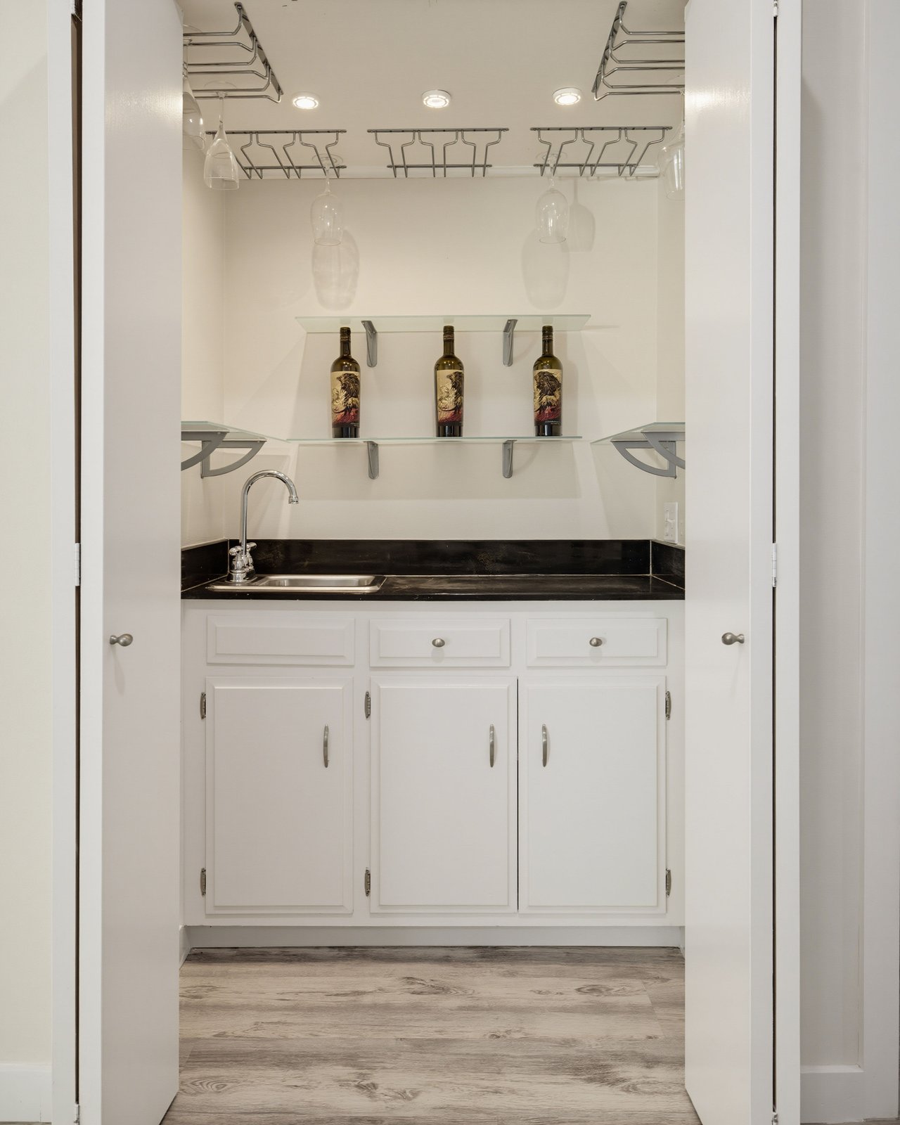 2322 Pullman Lane