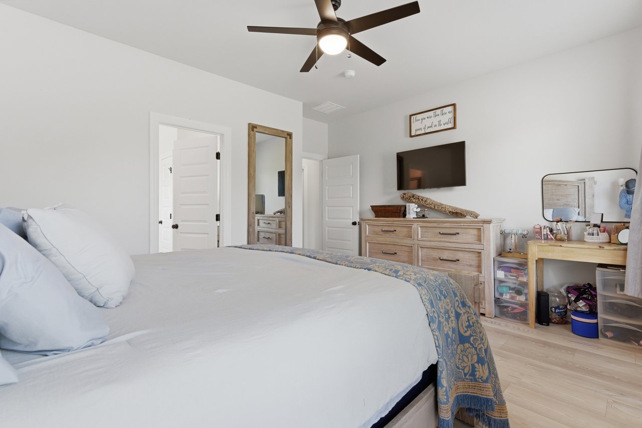 4BR Cul-de-Sac Home in Madison City Schools with Modern Finishes
