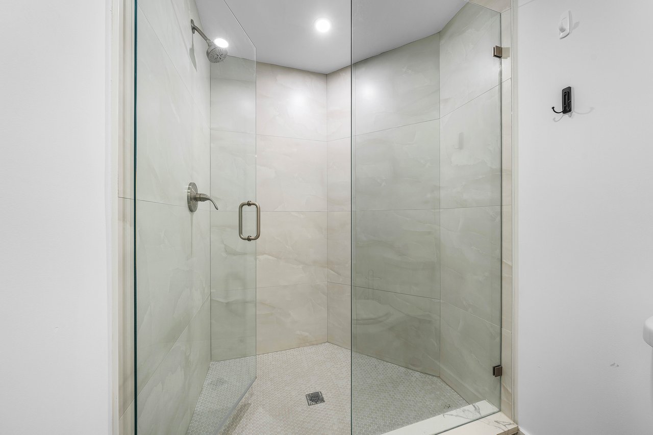 6229 Graycliff Drive A