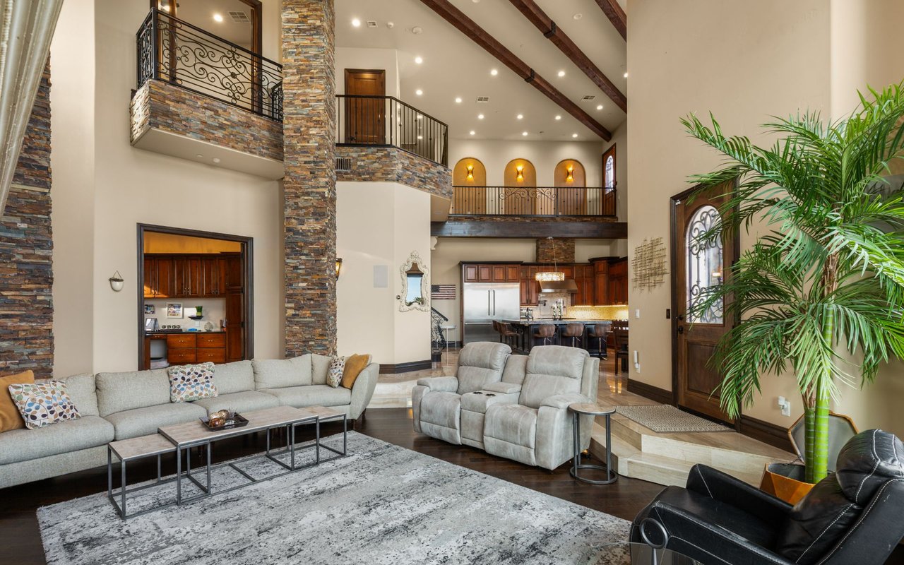 5764 Aspen Falls Circle