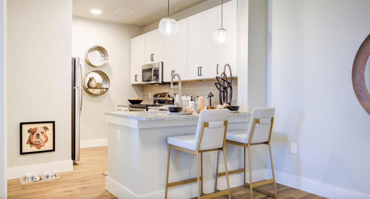 Up to 8 weeks free + $1000 gift card!