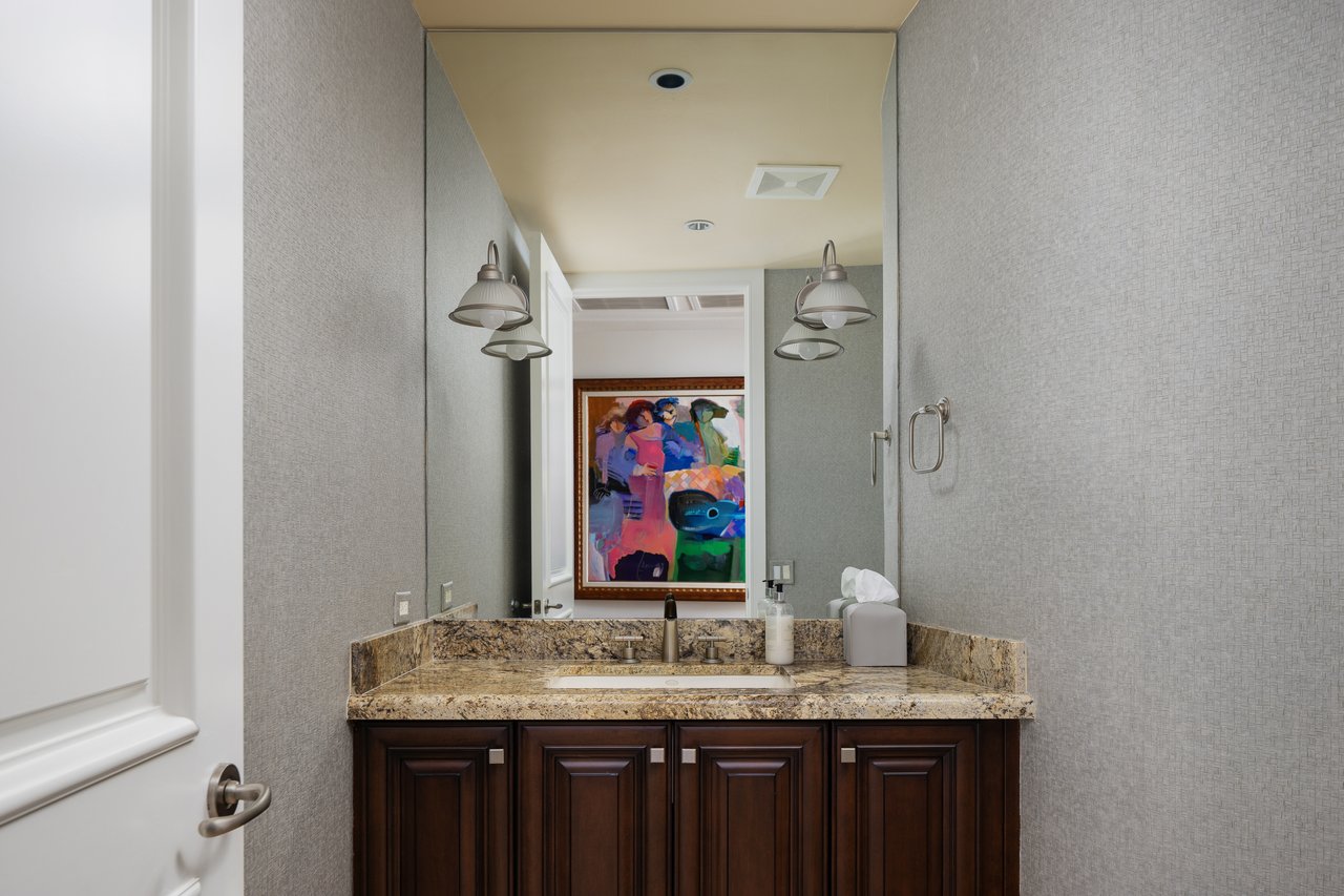 2402 E ESPLANADE Lane PH2