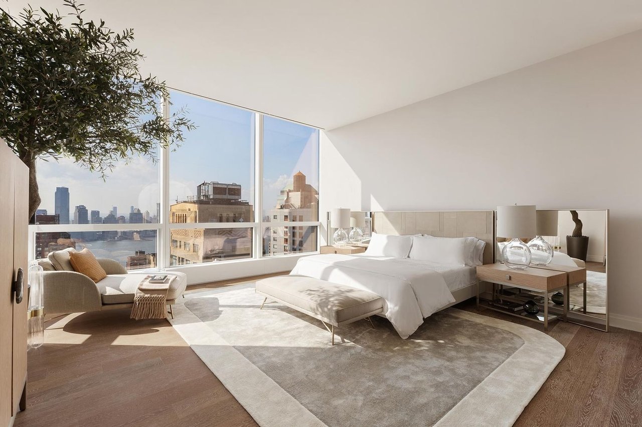77 Greenwich St #PH