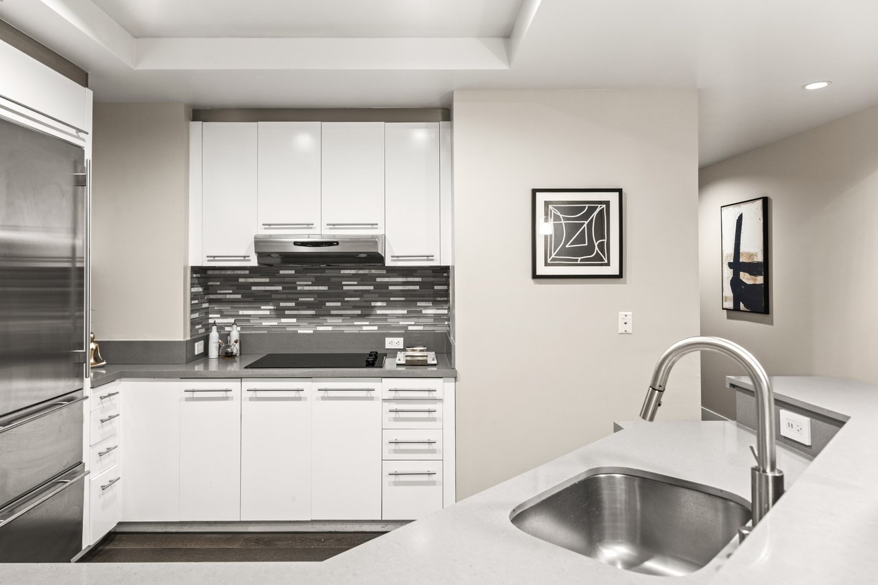 2700 Las Vegas Boulevard 2303