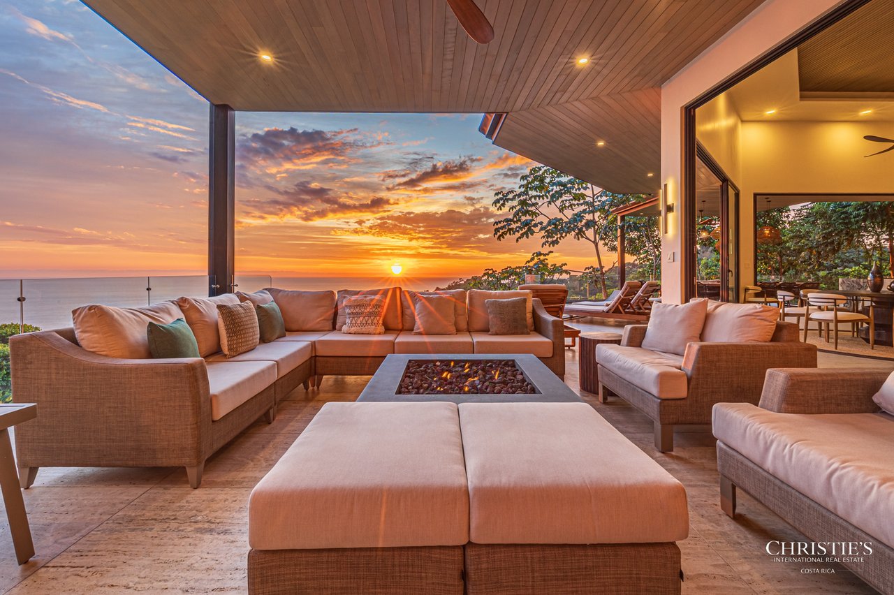 Luxury Estate in Escaleras- incredible ocean views 5.5 Acres