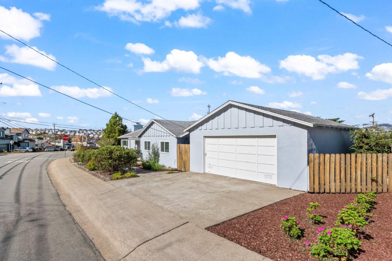 792 Maddux Dr