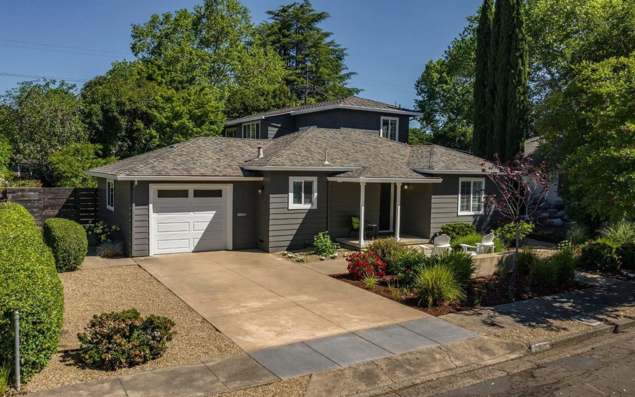 2707 Midway Dr