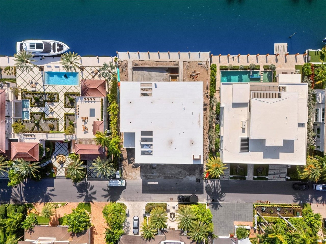 630 Isle Of Palms Dr