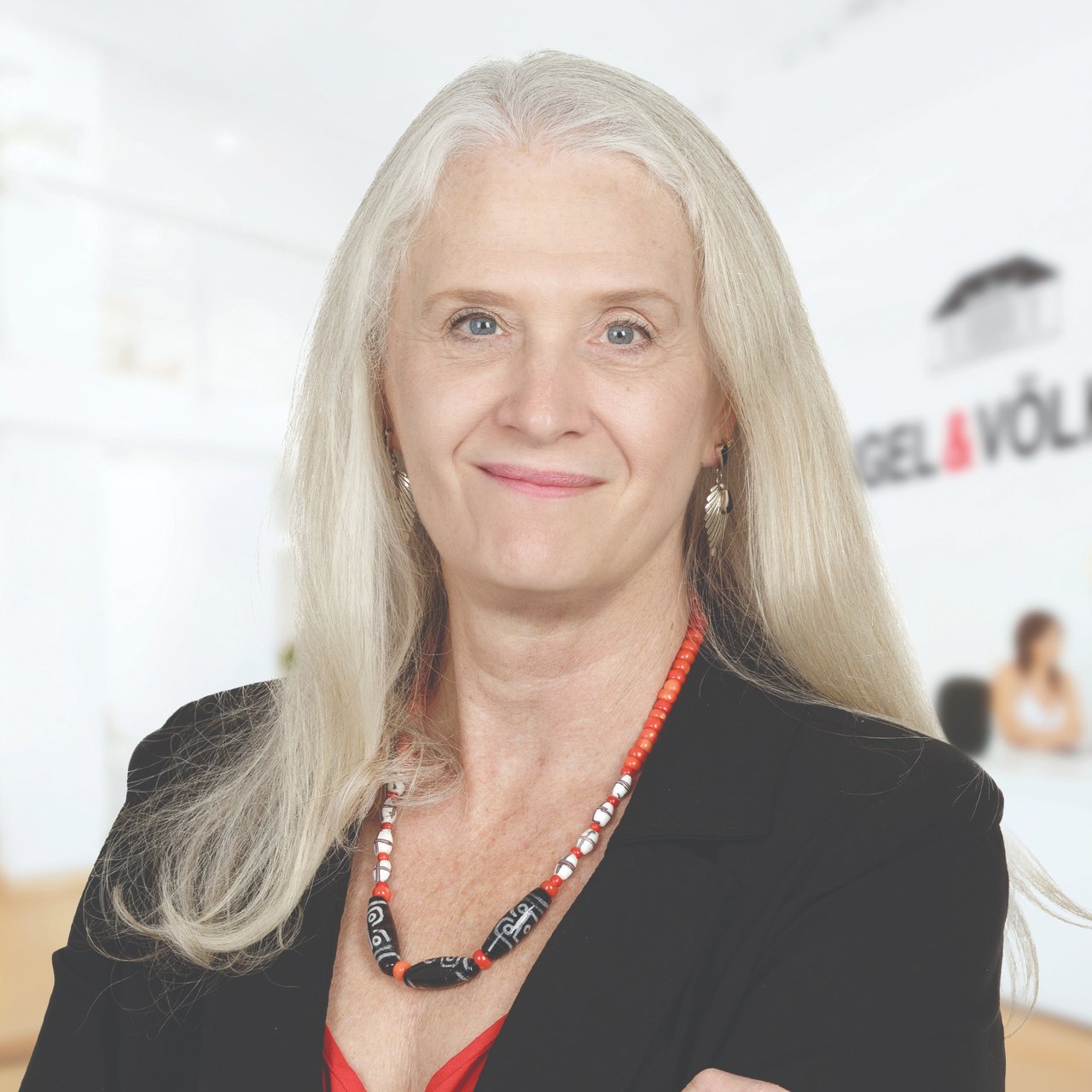 Susan Raub Polson, MT Real Estate Agent Headshot