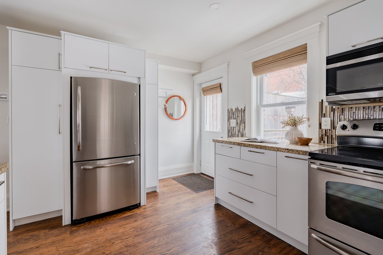 35 Kingsmount Park Rd