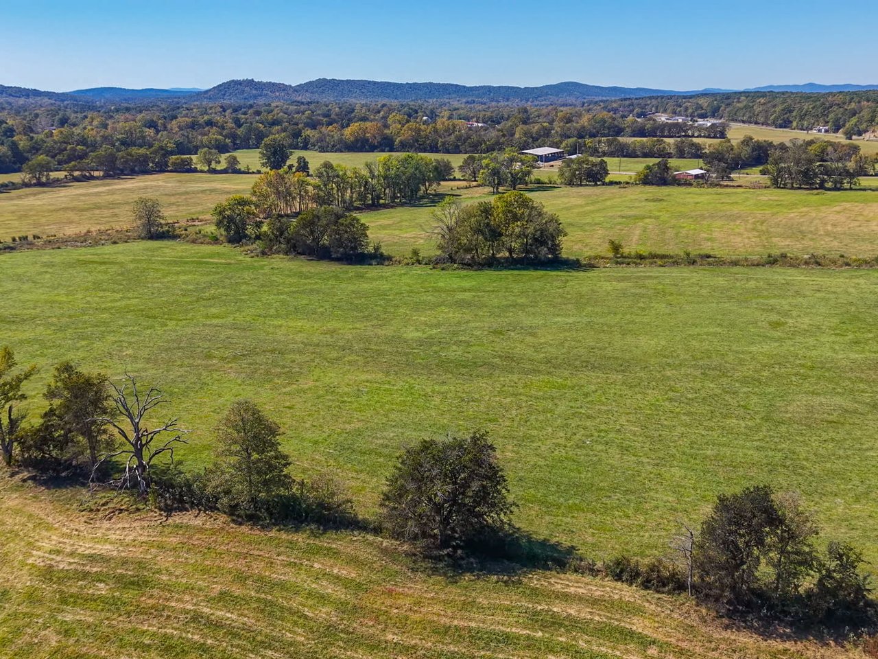 185 Acre Horse and Cattle Ranch