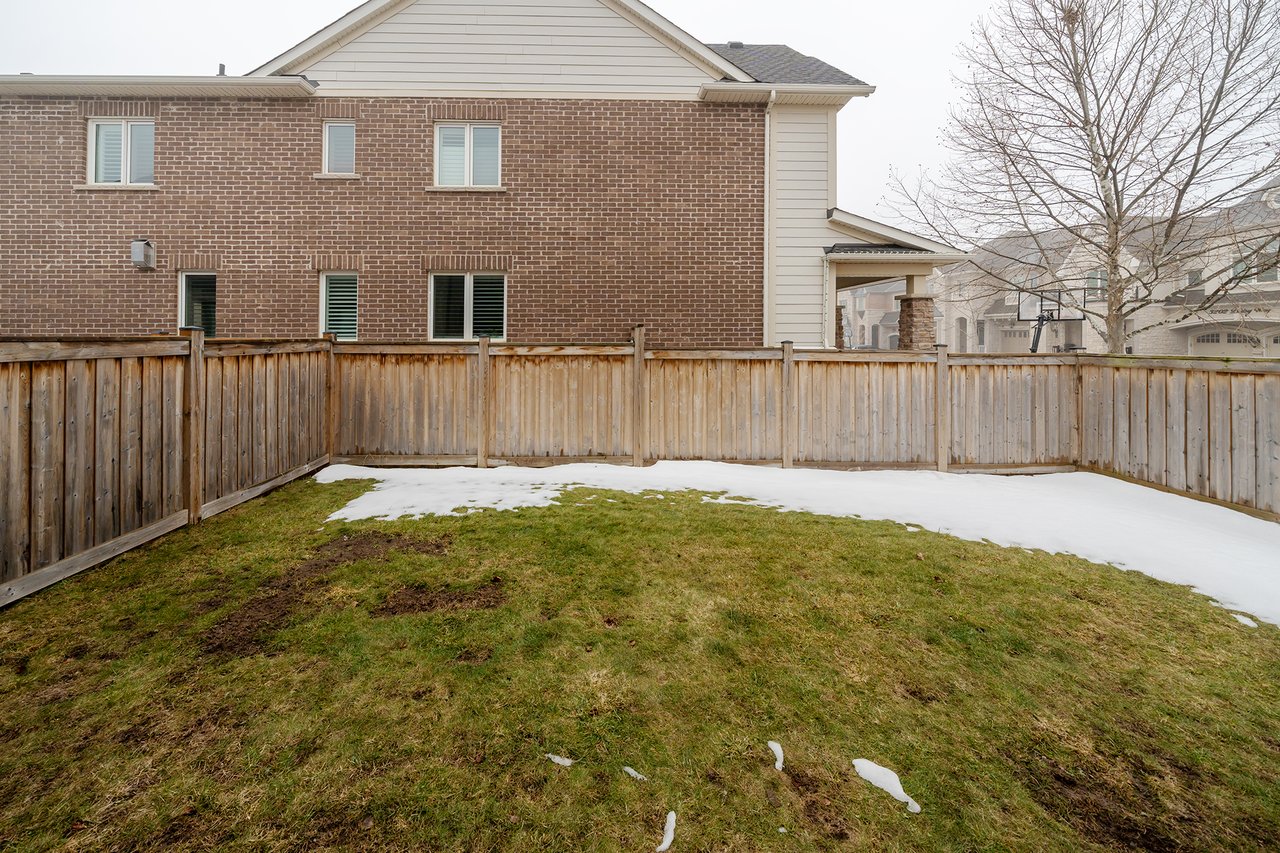 3209 Daisy Way, Oakville, ON L6M 1L4