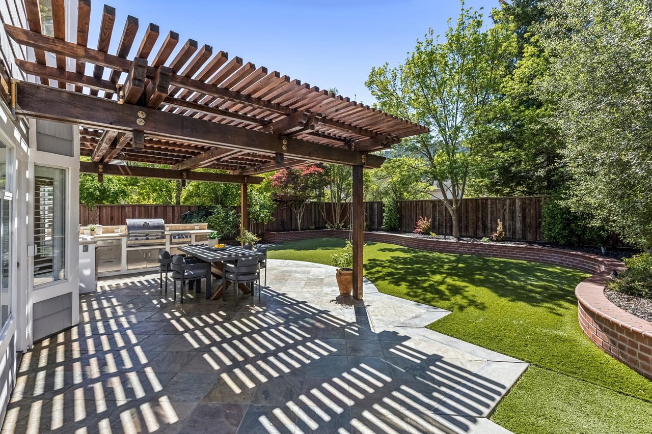 2426 Tapestry Way West Pleasanton
