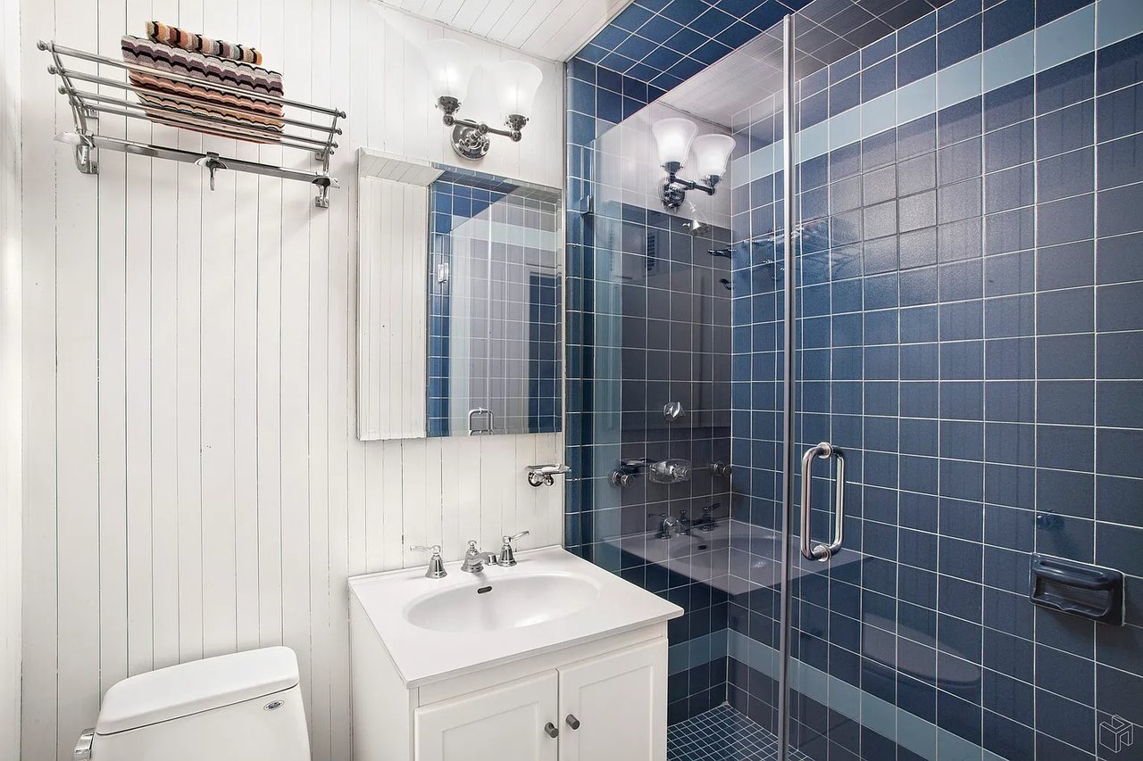 15 W 72nd St APT 6P