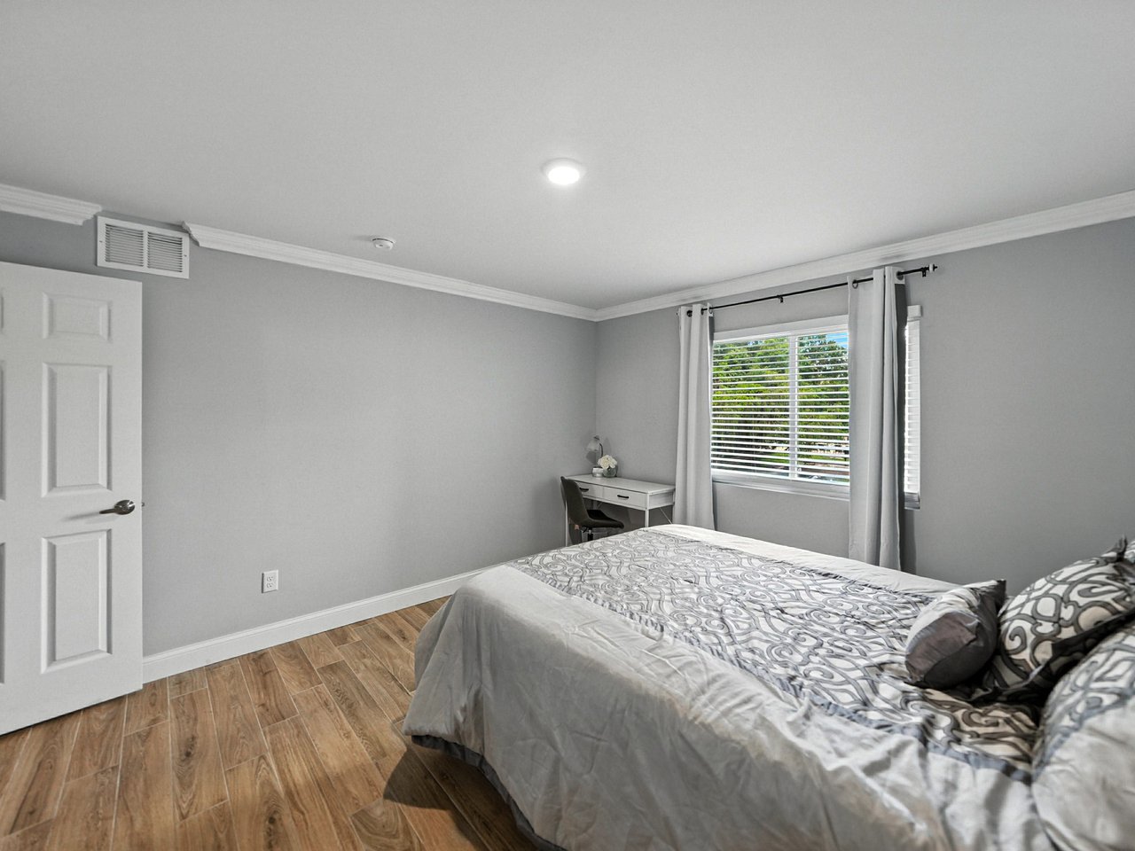 13285 Arbor Pointe Circle #202