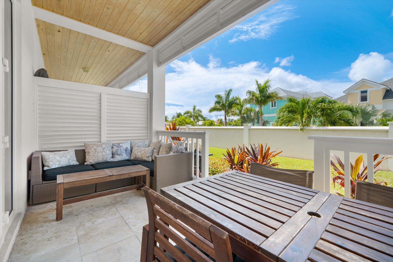 Luxury Oceanview Residence in Palm Cay 