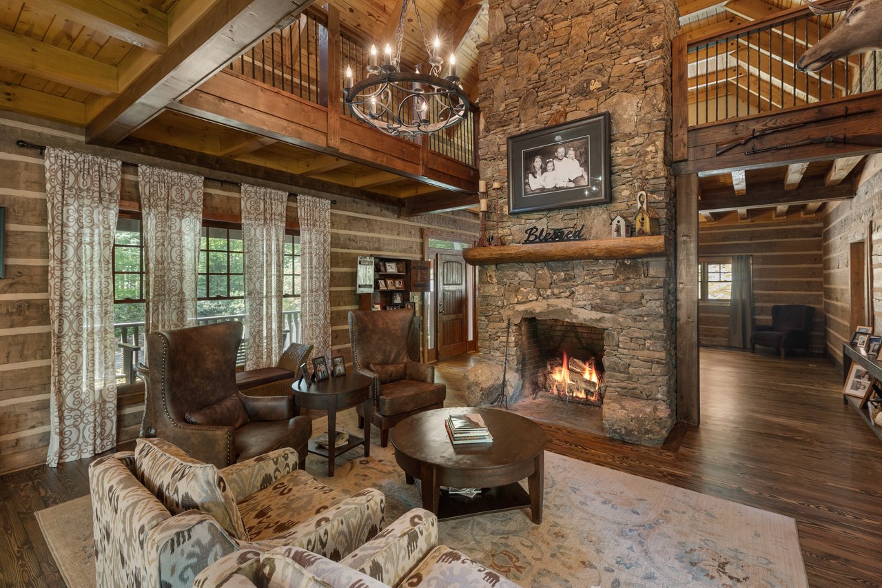 529 Holt Circle