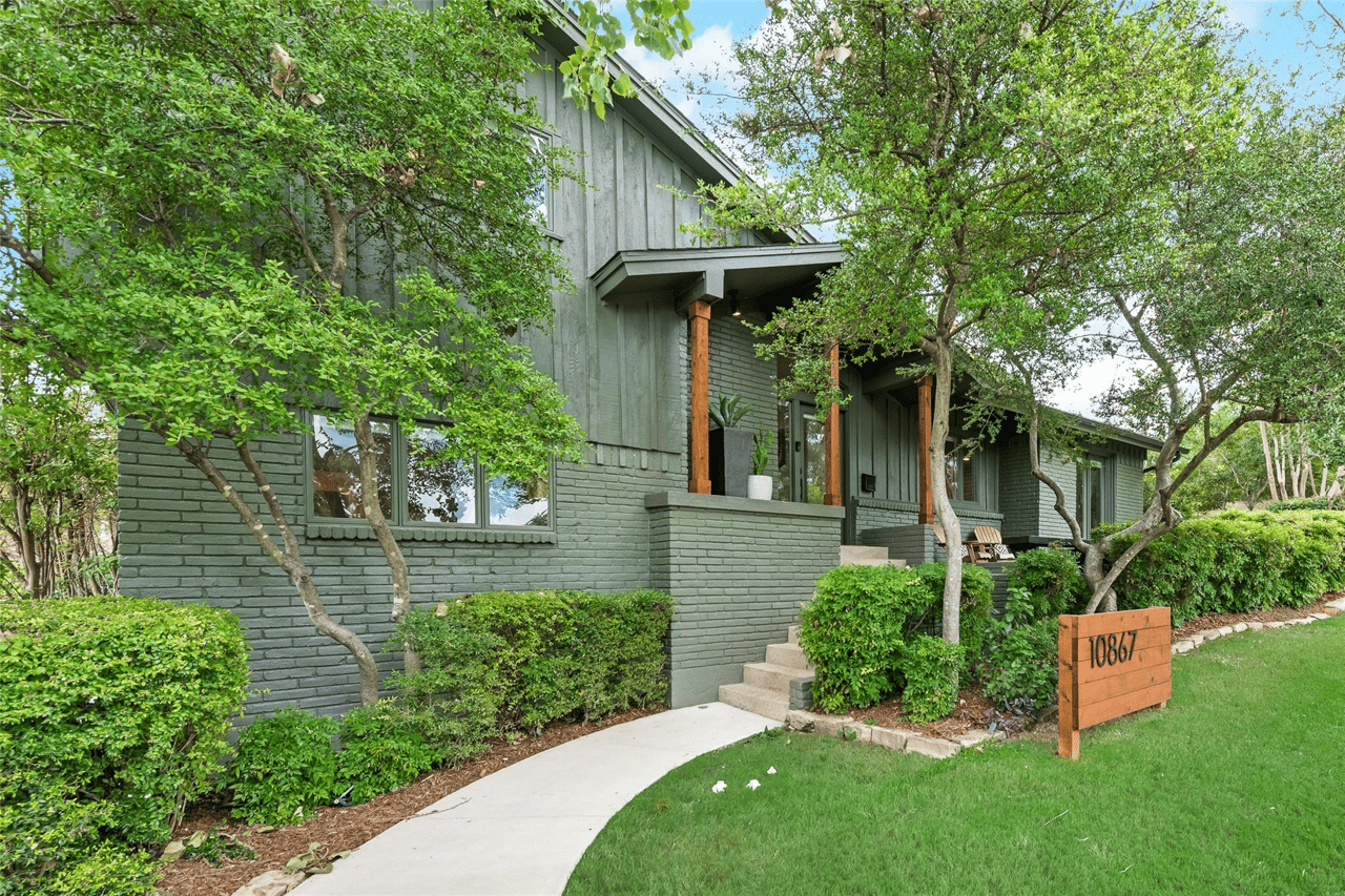 Lochwood / Old Lake Highlands