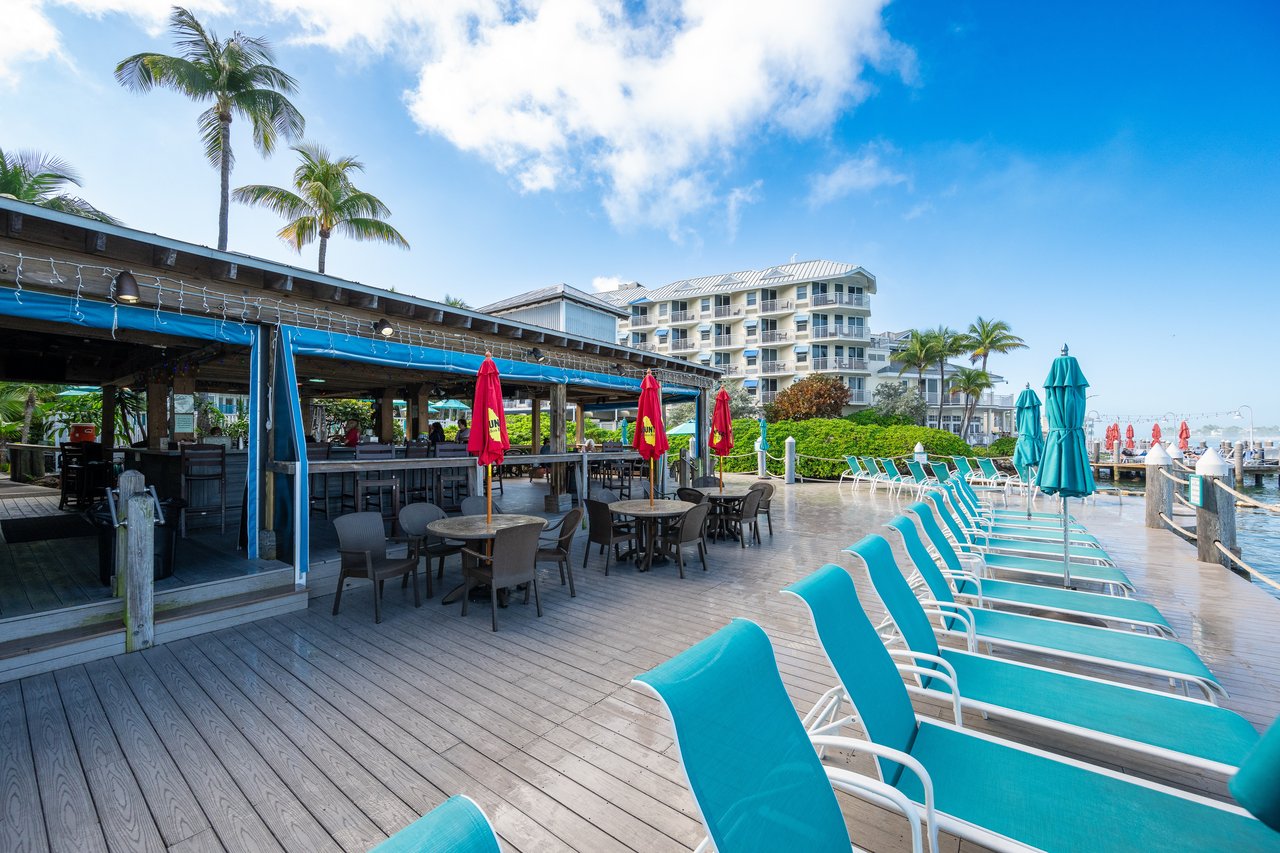 617 Front ST C41 Week 50