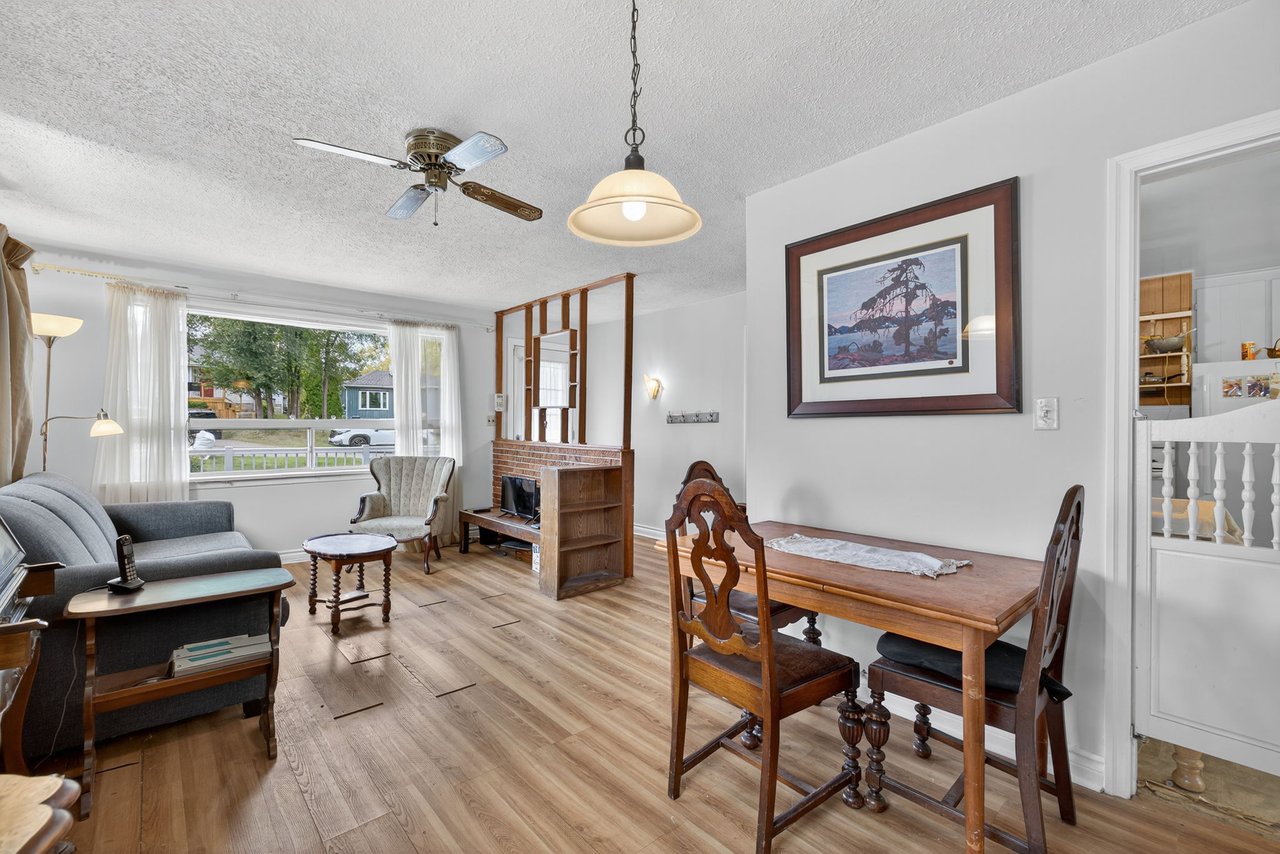 275 Maple Street, Newmarket