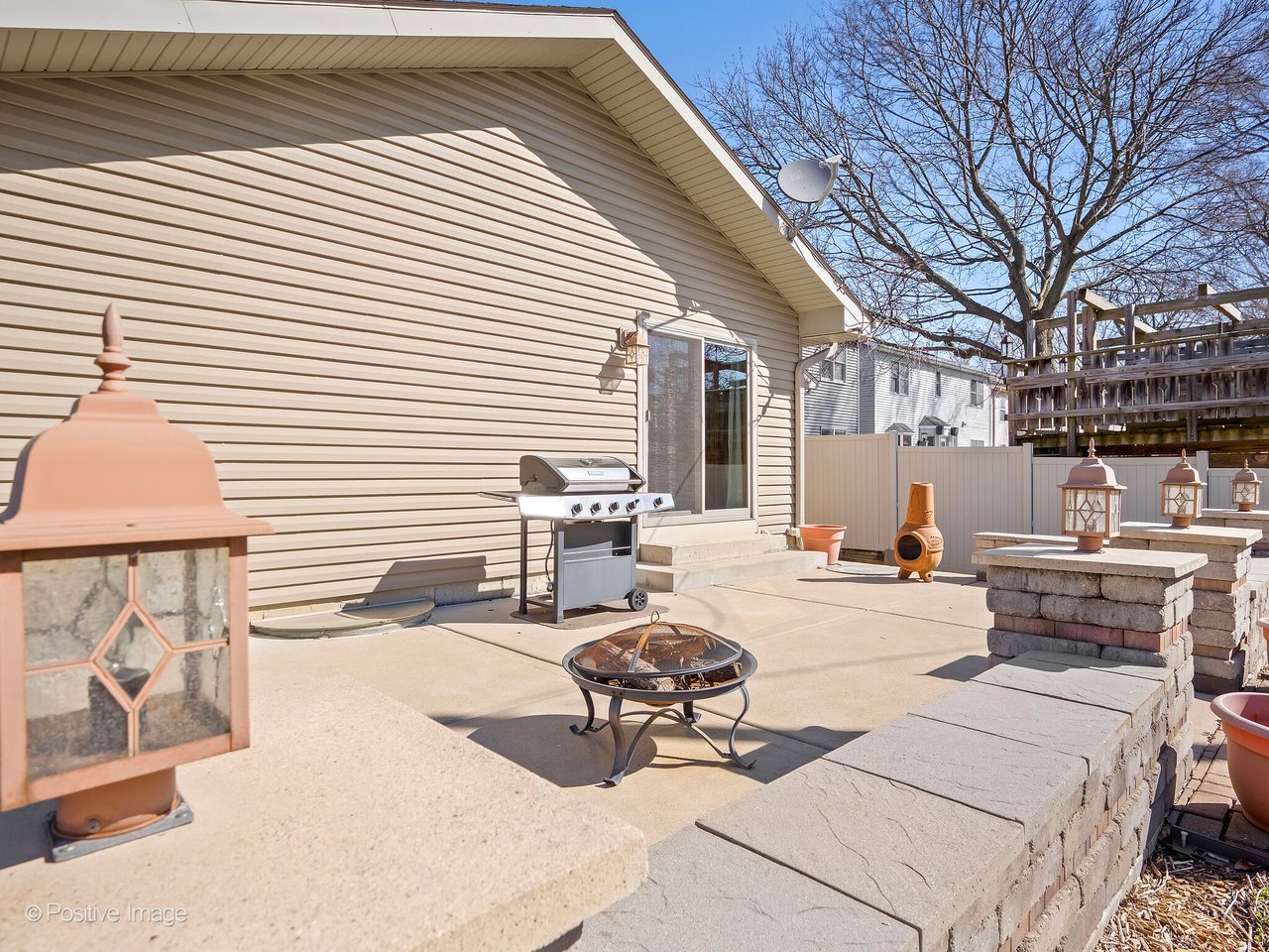 New Listing in Winfield IL | 27W015 Manchester Rd Near Wheaton