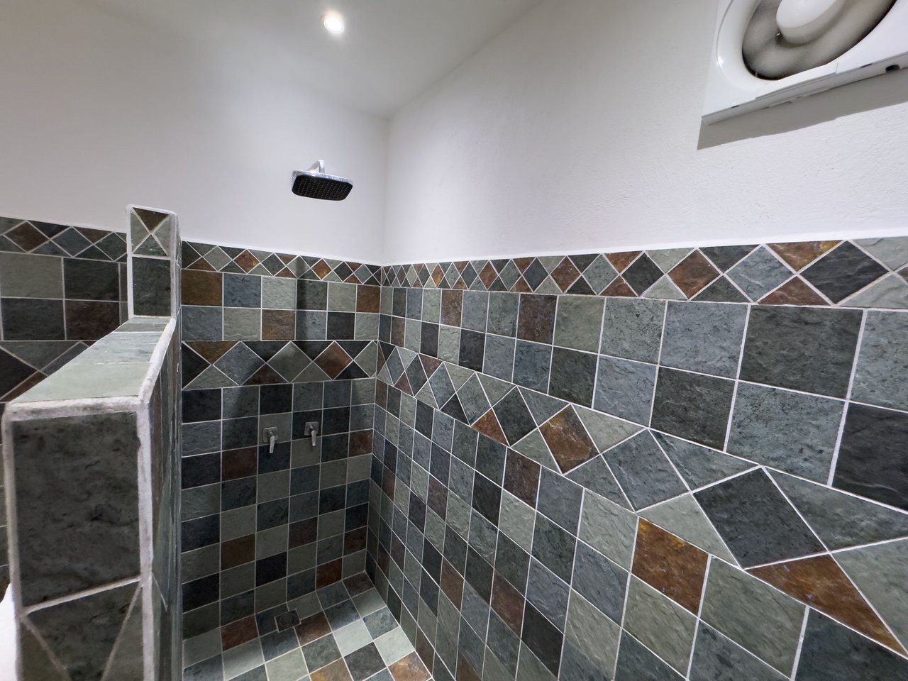 Turn-Key Jungle Retreat Home in Manuel Antonio