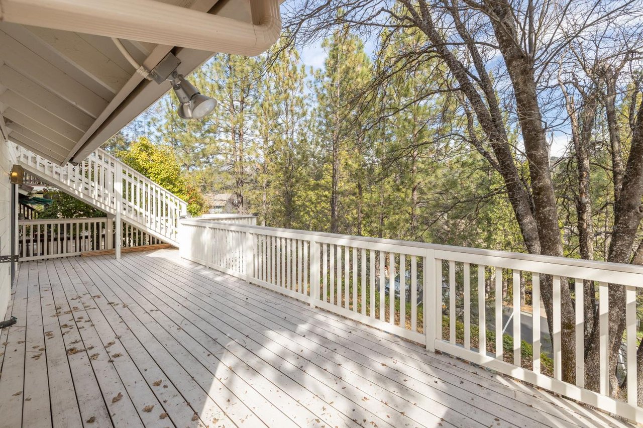 50850 Smoke Tree Trl, 