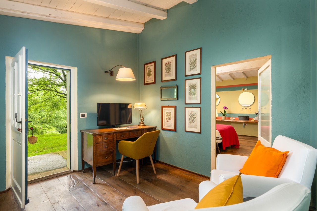 Renovated 18th Century Tuscan Home With Beautiful Hill Views