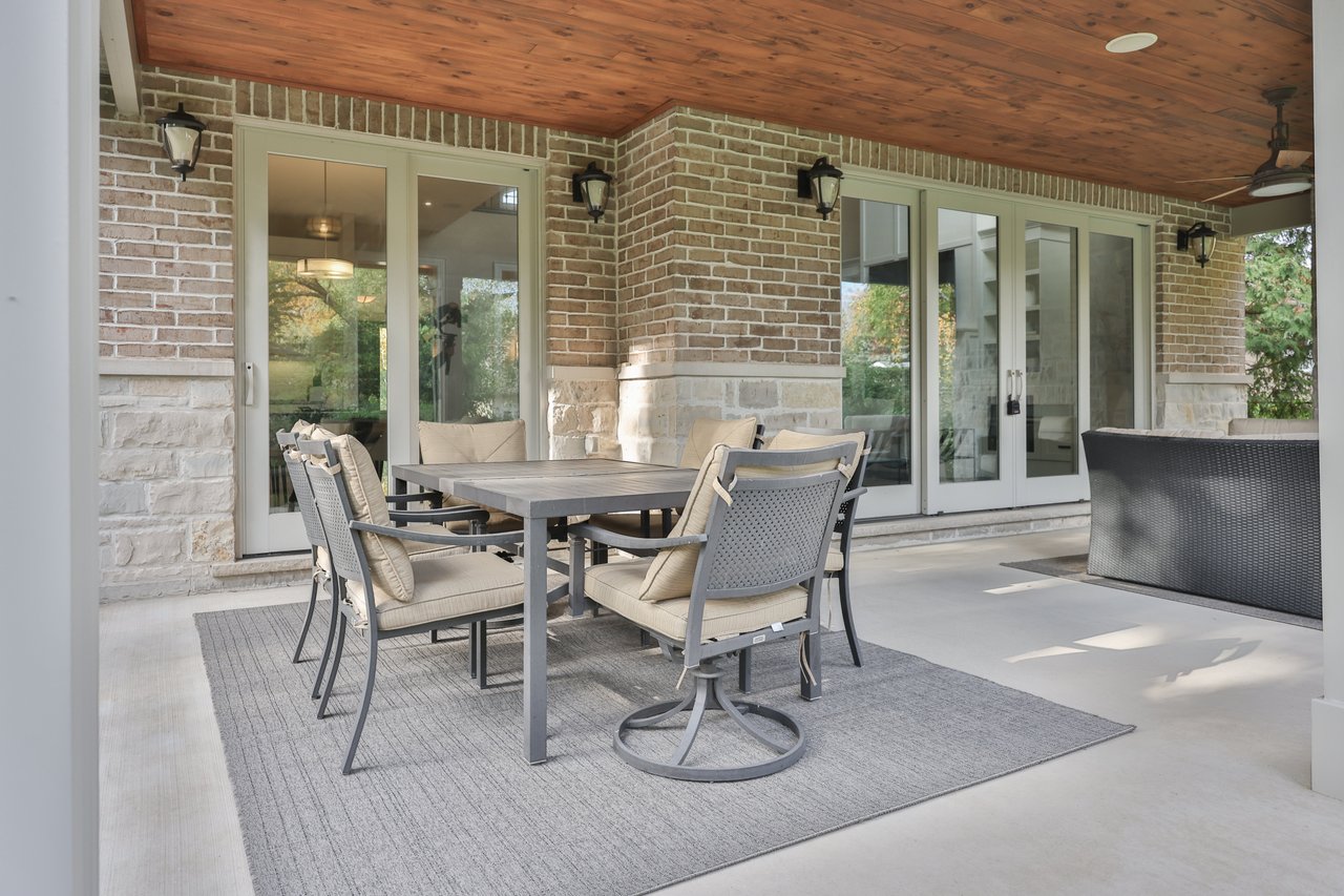 1356 Thornhill Drive