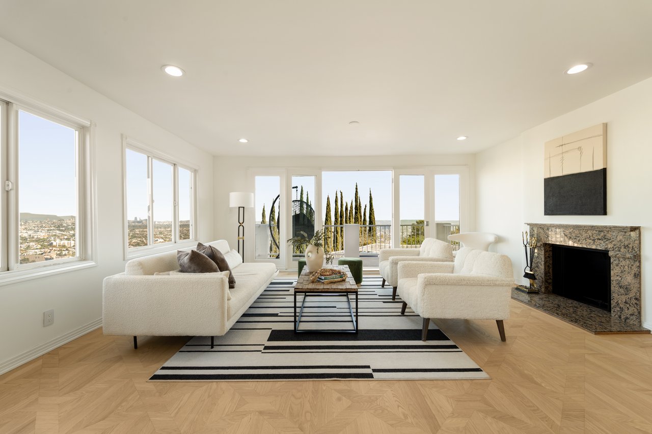 8527 Hedges Way, Sunset Strip