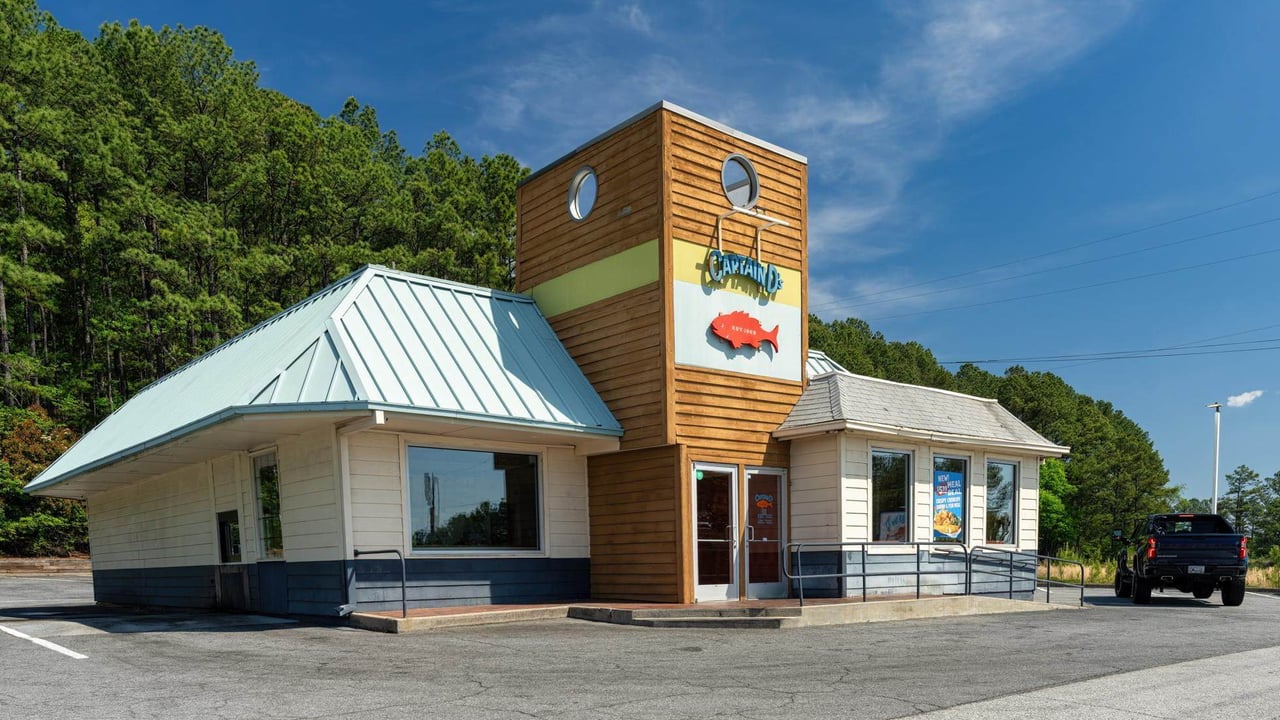 2637 Main Street West