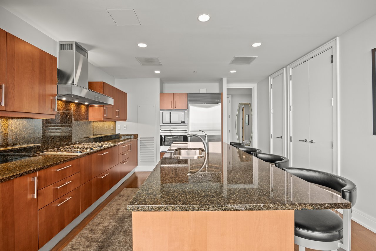 401 N Wabash Ave Unit 74D