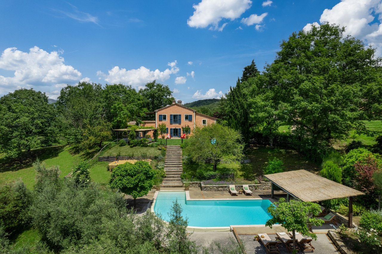 Renovated 18th Century Tuscan Home With Beautiful Hill Views