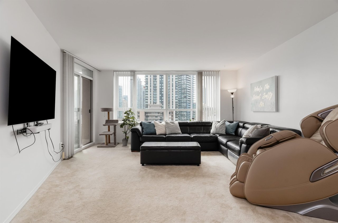 6055 Nelson Ave, #2102