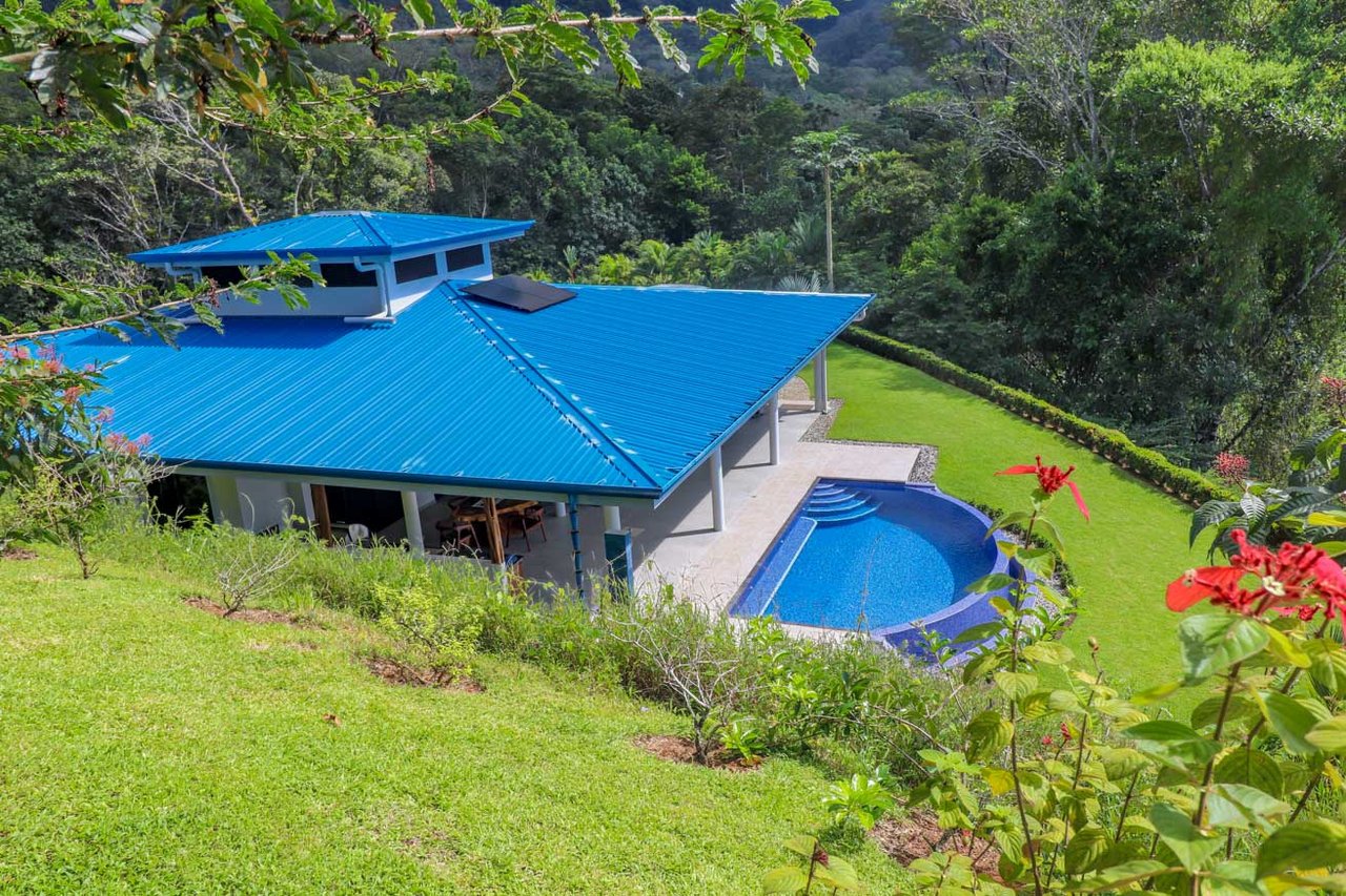 Private 2-Bed Hacienda with Ocean & Mountain Views, Pool & Development Potential in Ojochal