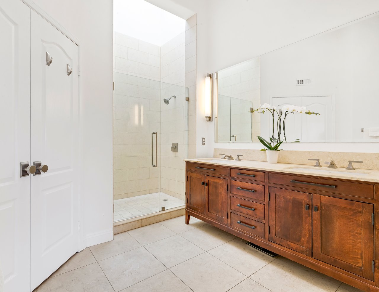 3 Savona Court