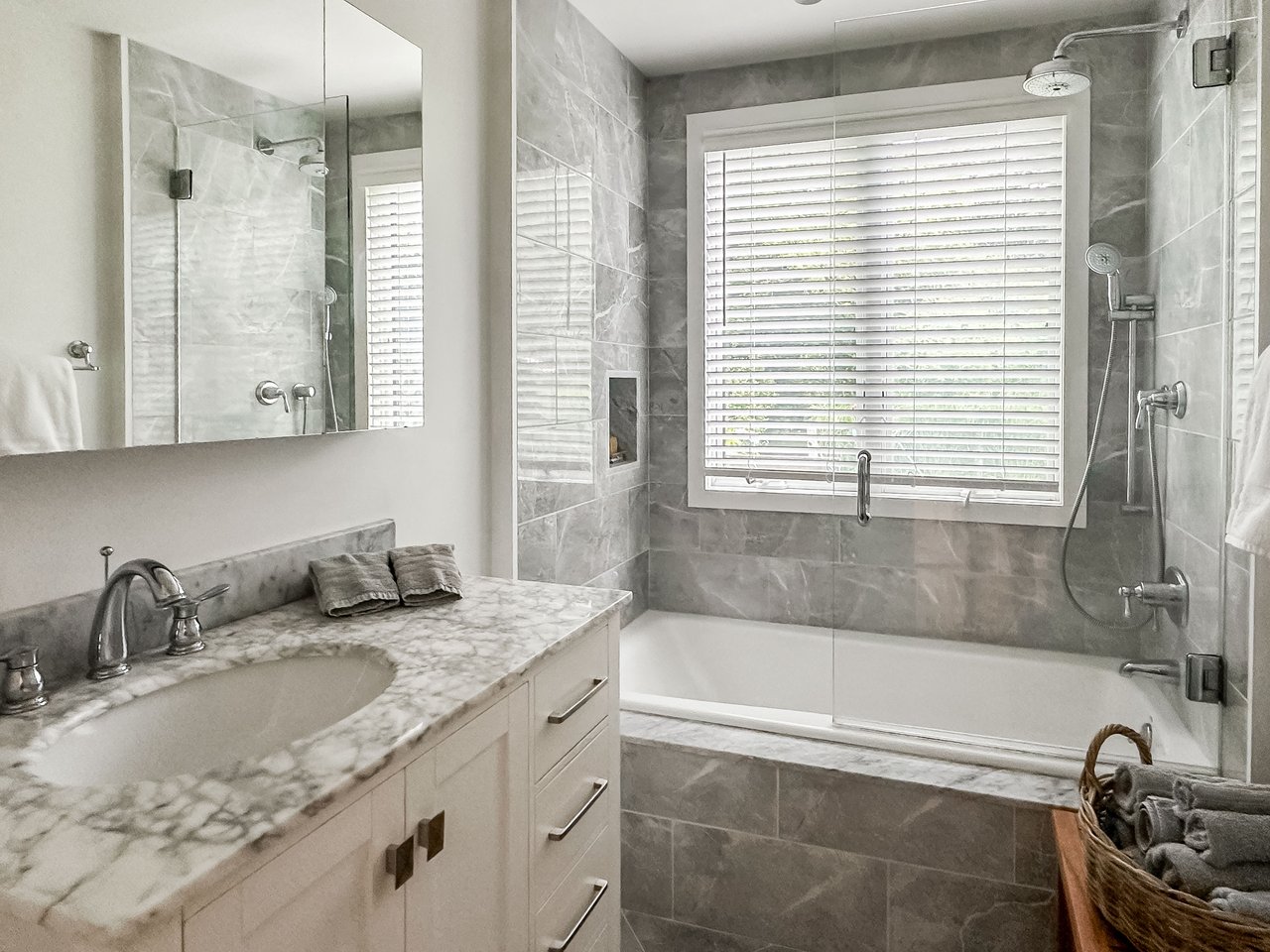 31 Josiah Sachem Way