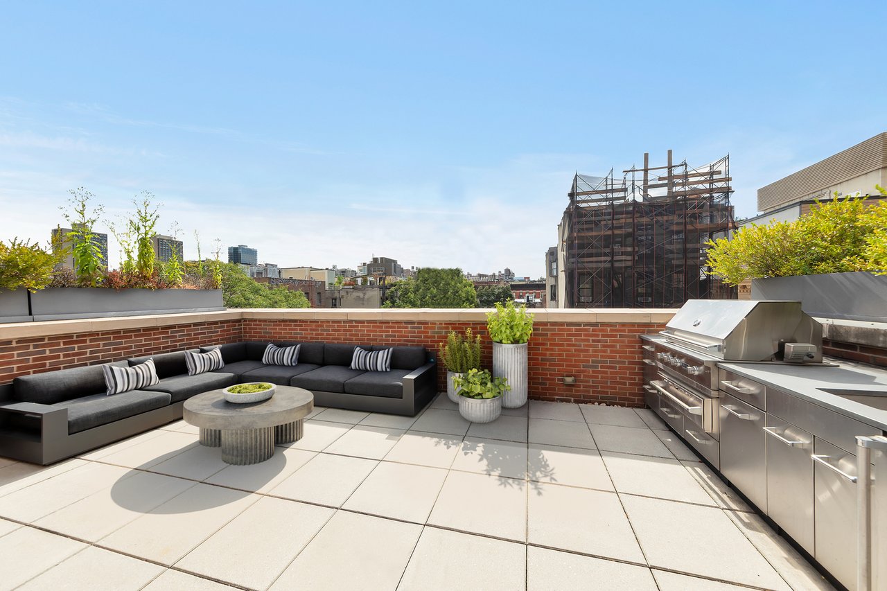 30 Sullivan Street