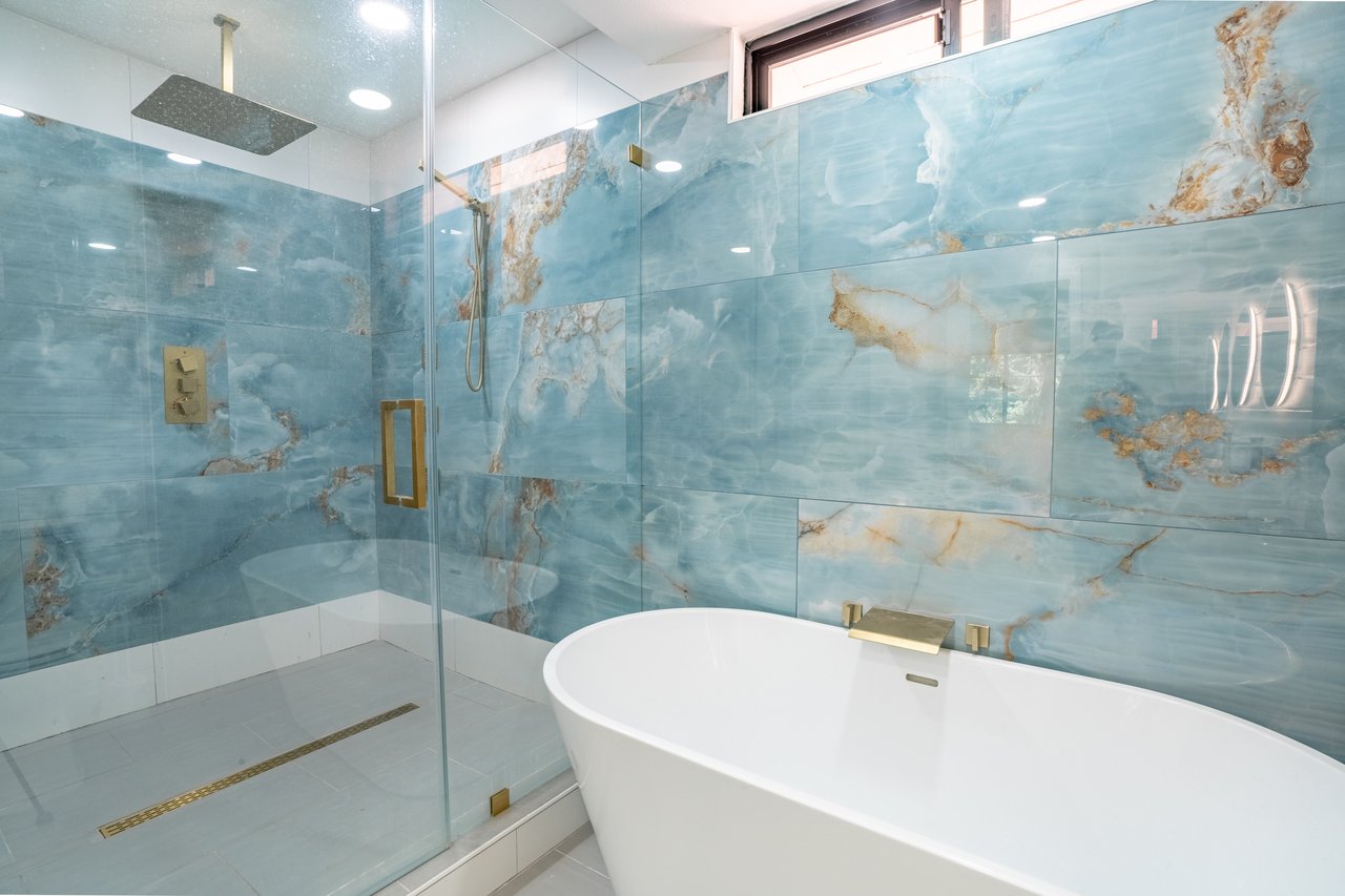 2039 Bridgegate Court