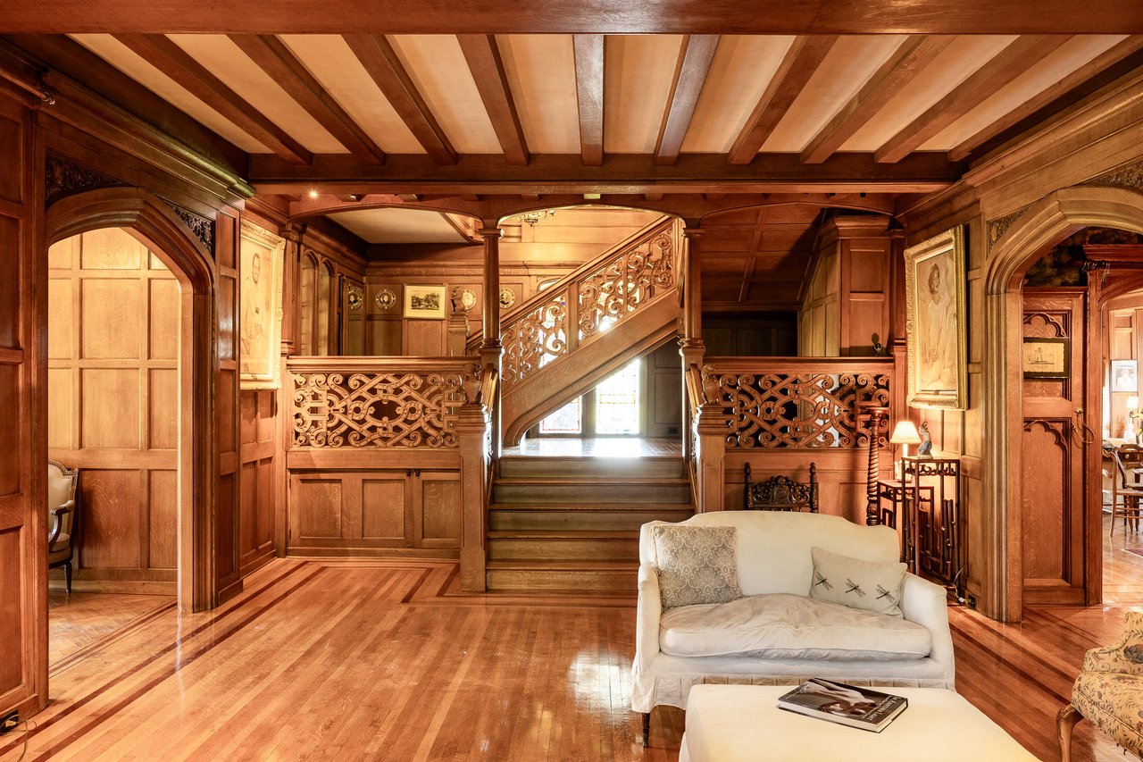 618 Quaker Hill Road